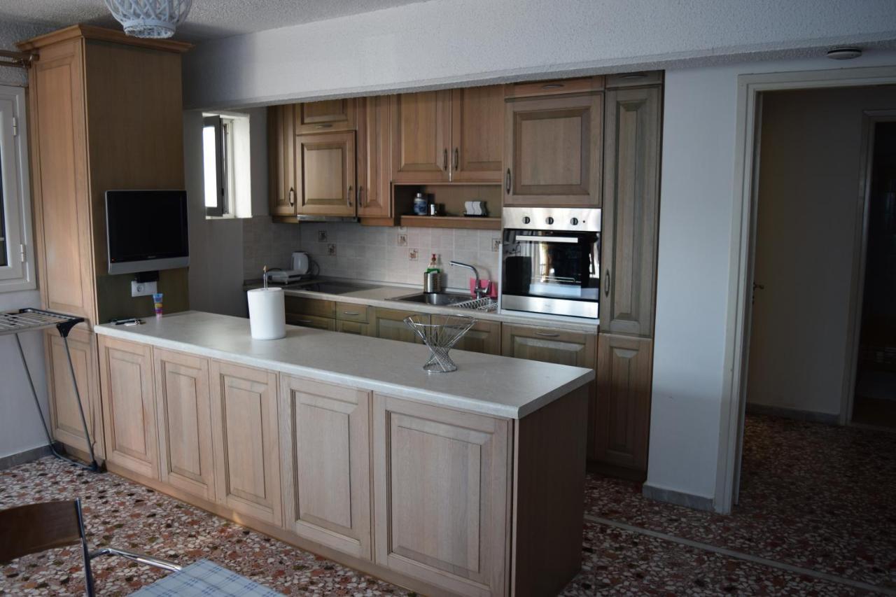 Venetsanou Ketsea 77 Apartment Kalamata Luaran gambar